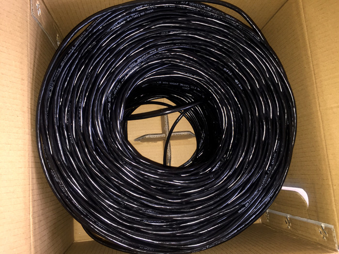Black PE-UV UTP Bulk CAT5E Cable PE UV Resistant Sheath Waterproof